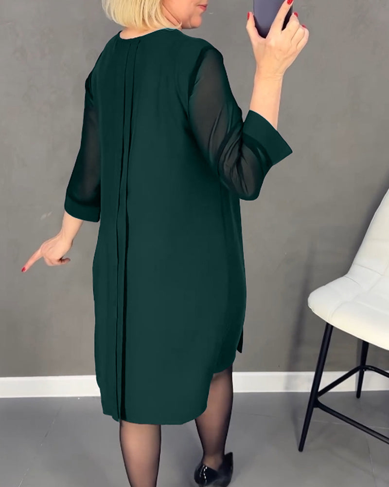 Plissert patchwork mesh ensfarget kjole