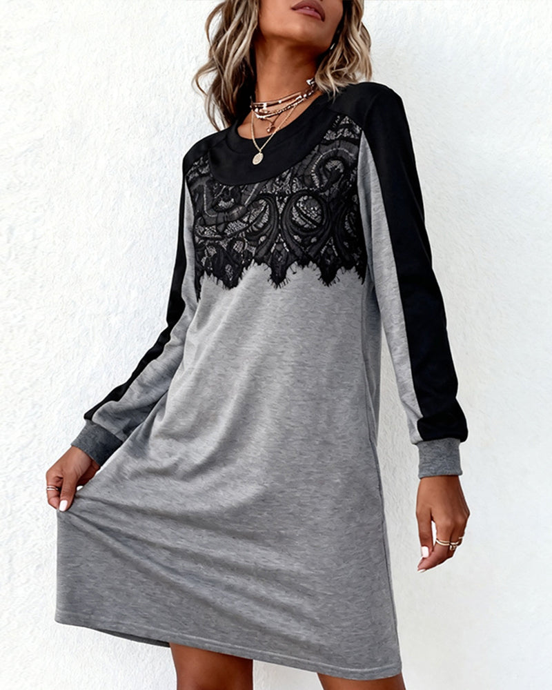 Langermet Kjole Med Fargeblokking