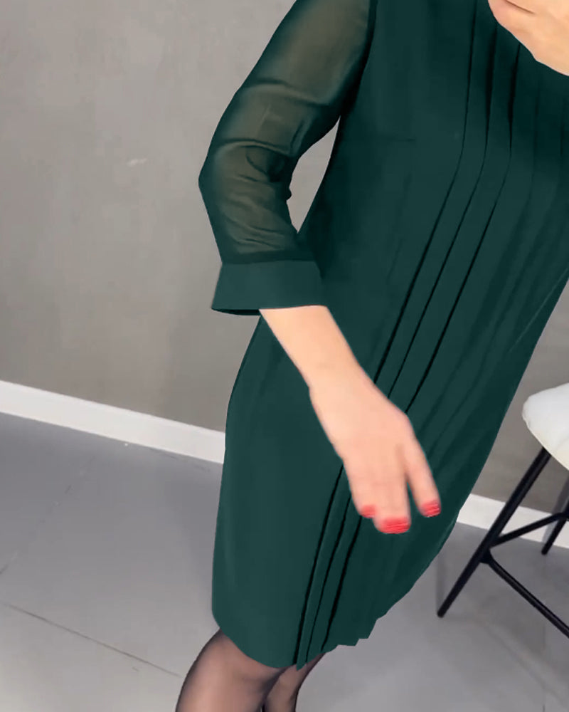 Plissert patchwork mesh ensfarget kjole