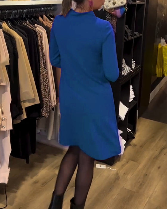 Elegant kjole med rund hals