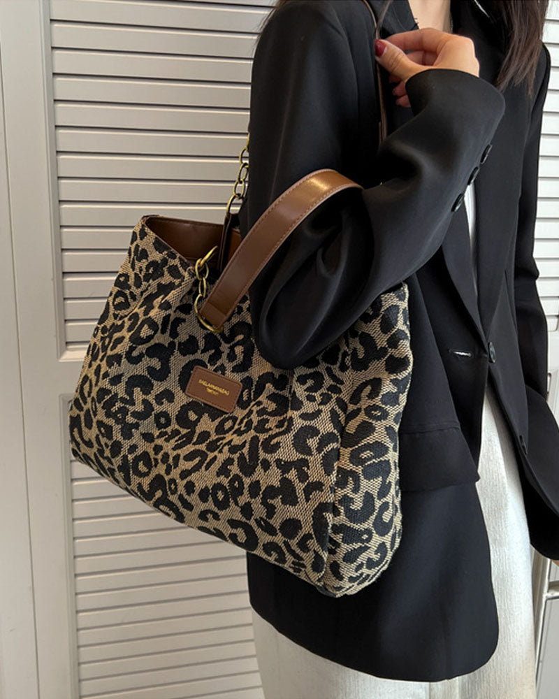 Skulderveske med leopardmønster