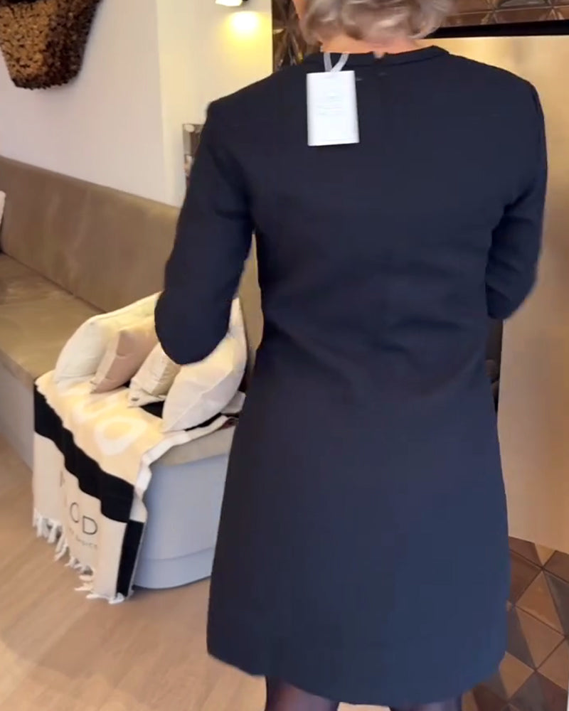 Elegant Og Slank Kjole I Chanel-Stil