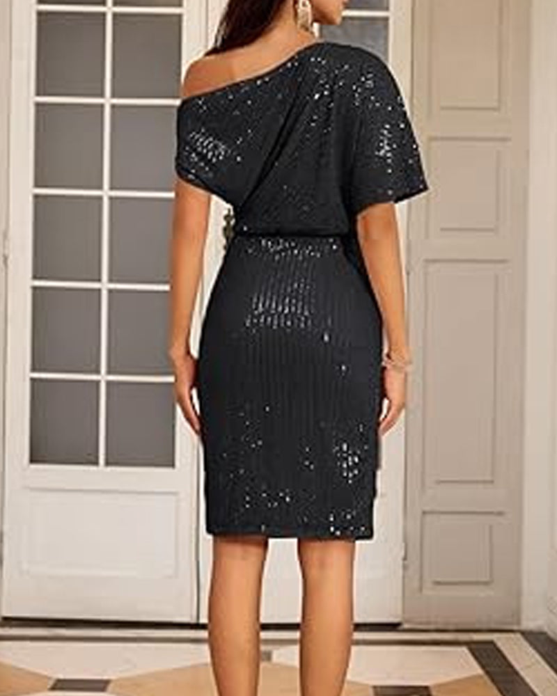 Elegant kjole med V-hals off-shoulder paljett