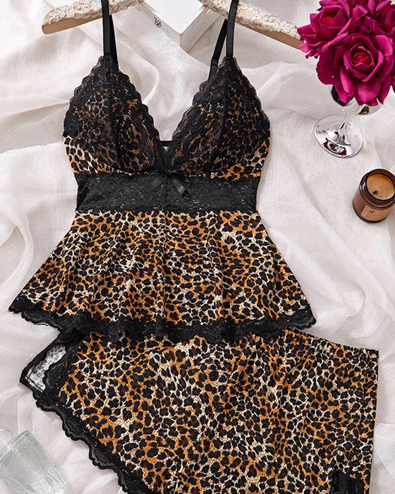 Blondert V-hals Camisole og shorts Nattøy-sett