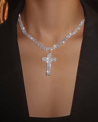 Kors glitrende diamantanheng