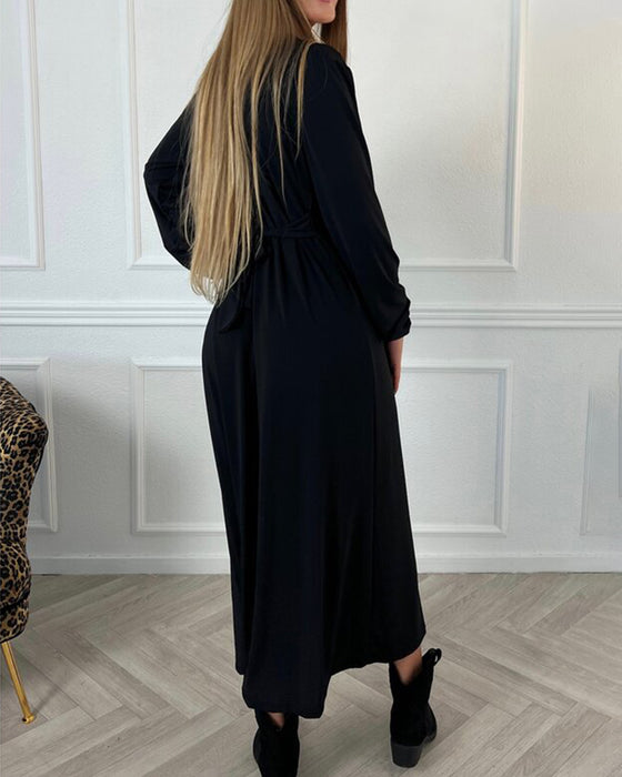 Sexy ensfarget kjole med lang erm