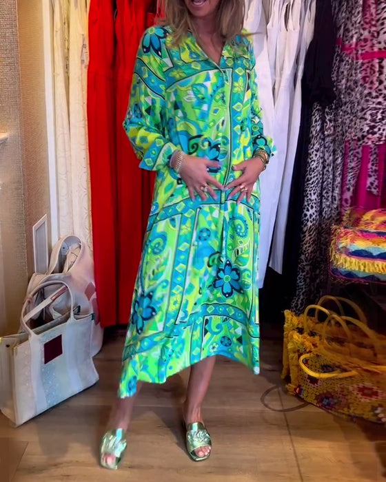 Kjoler med løs passform og trykk og lommer