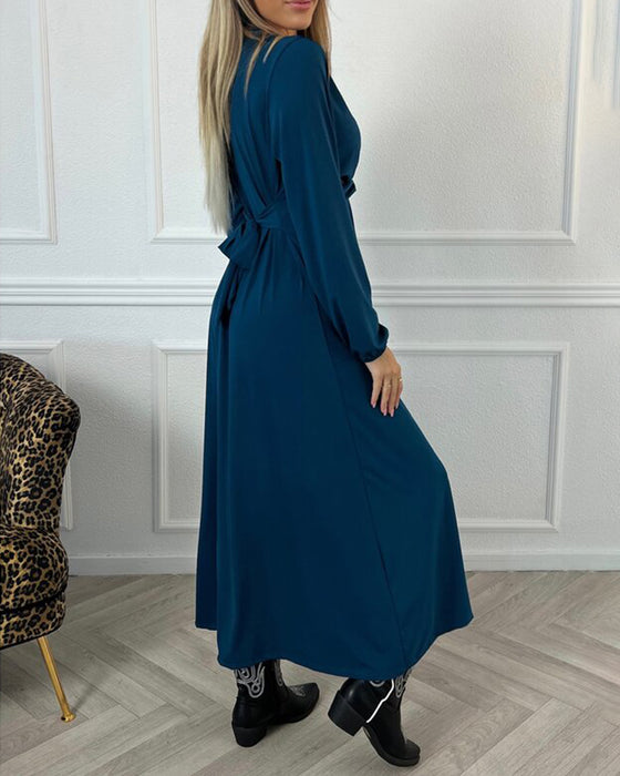Sexy ensfarget kjole med lang erm
