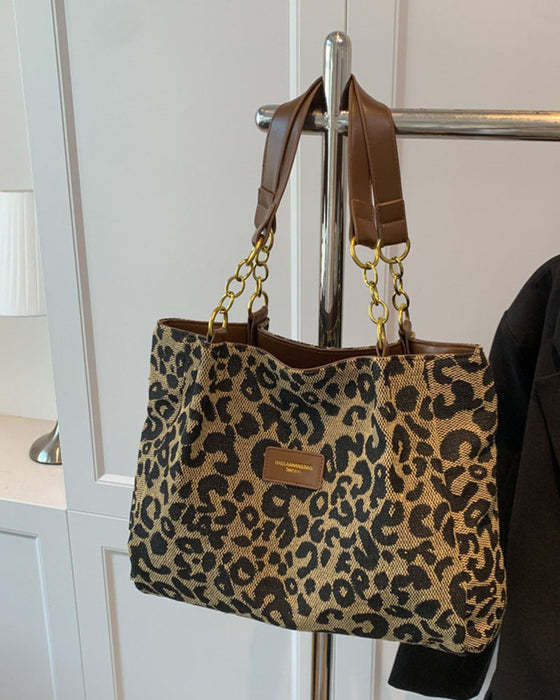 Skulderveske med leopardmønster