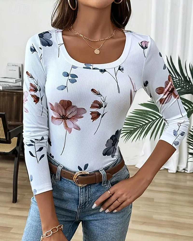 T-Shirt Med Blomstrende Mønstre Og Universell Design