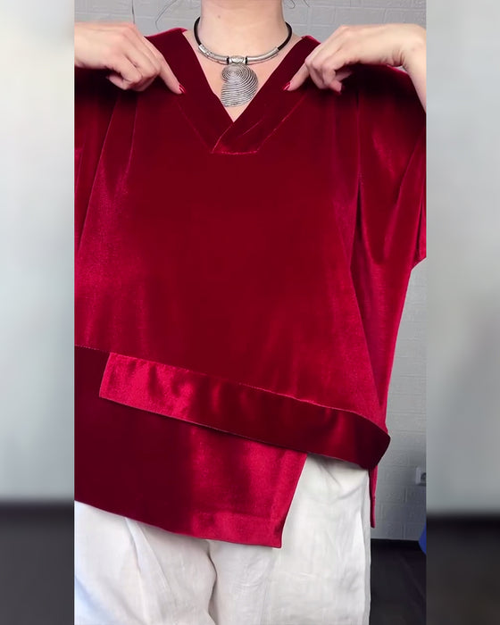 Topp Med V-Hals Och Asymmetrisk Nederkant