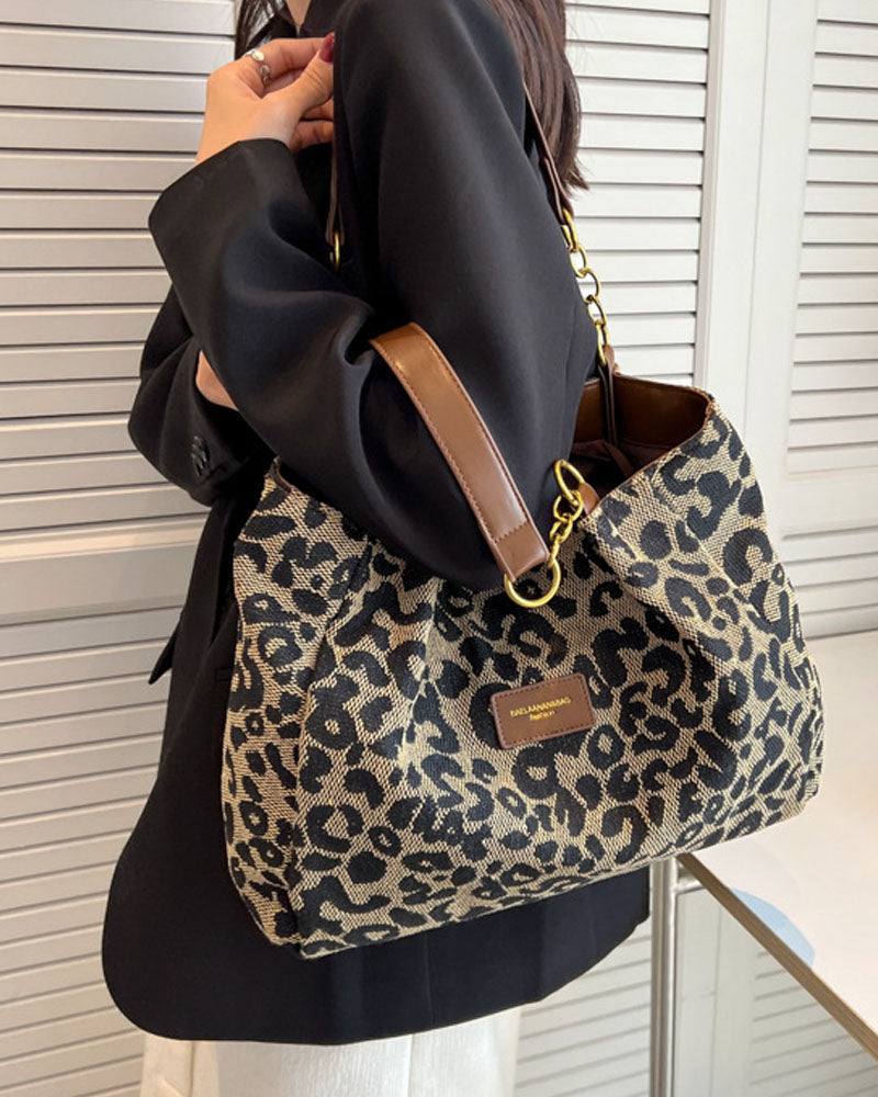 Skulderveske med leopardmønster