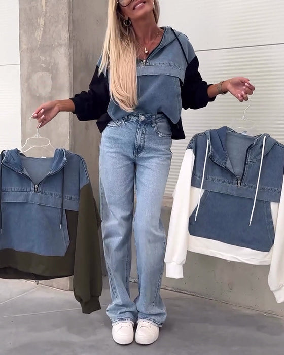 Uformell hettegenser med patchwork i denim med glidelås