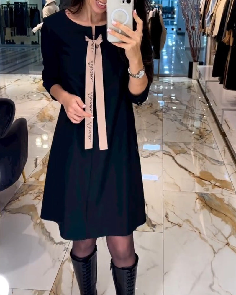Kjole med elegant stil og bandasje