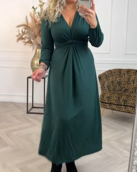 Sexy ensfarget kjole med lang erm