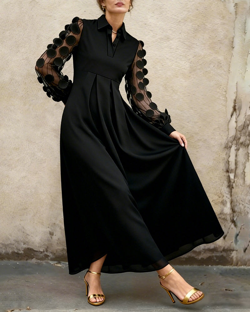 Elegant Kjole Med Moteriktig V-Hals