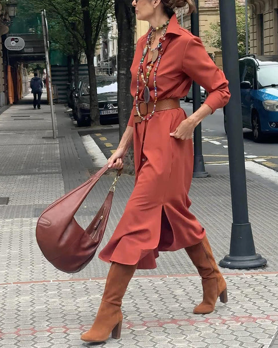 Kjole Med Splittet Hem Og Skjortestil