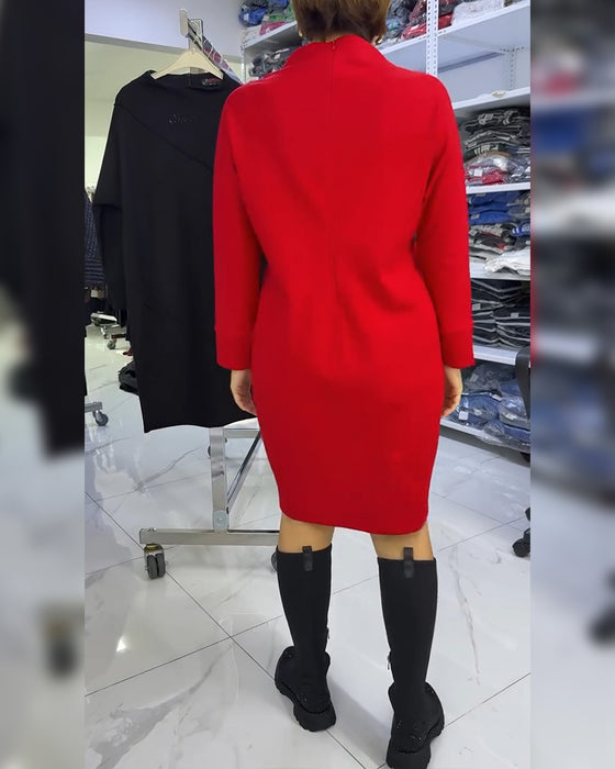 Stilfull Kjole Med Halvhøy Krage