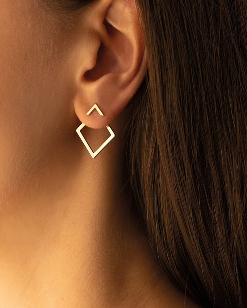 Enkle diamantformede elegante øredobber
