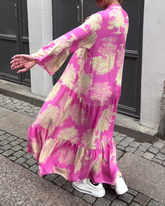 Løs printet kjole med V-hals klokkeerme og patchwork