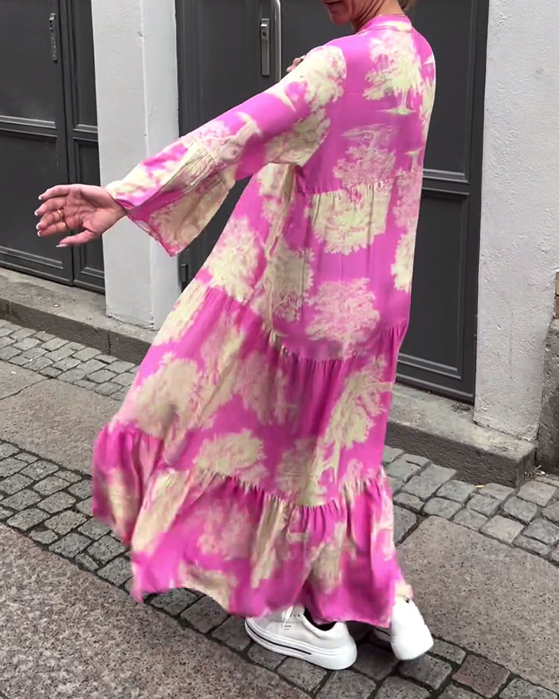 Løs printet kjole med V-hals klokkeerme og patchwork