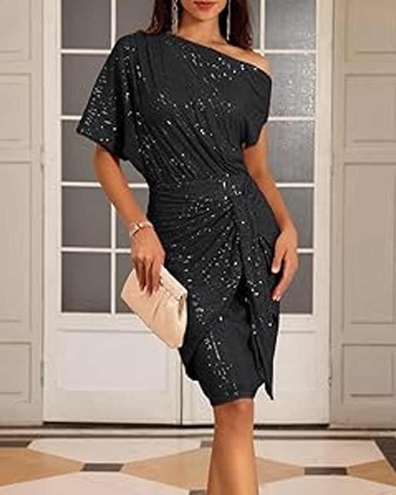 Elegant kjole med V-hals off-shoulder paljett