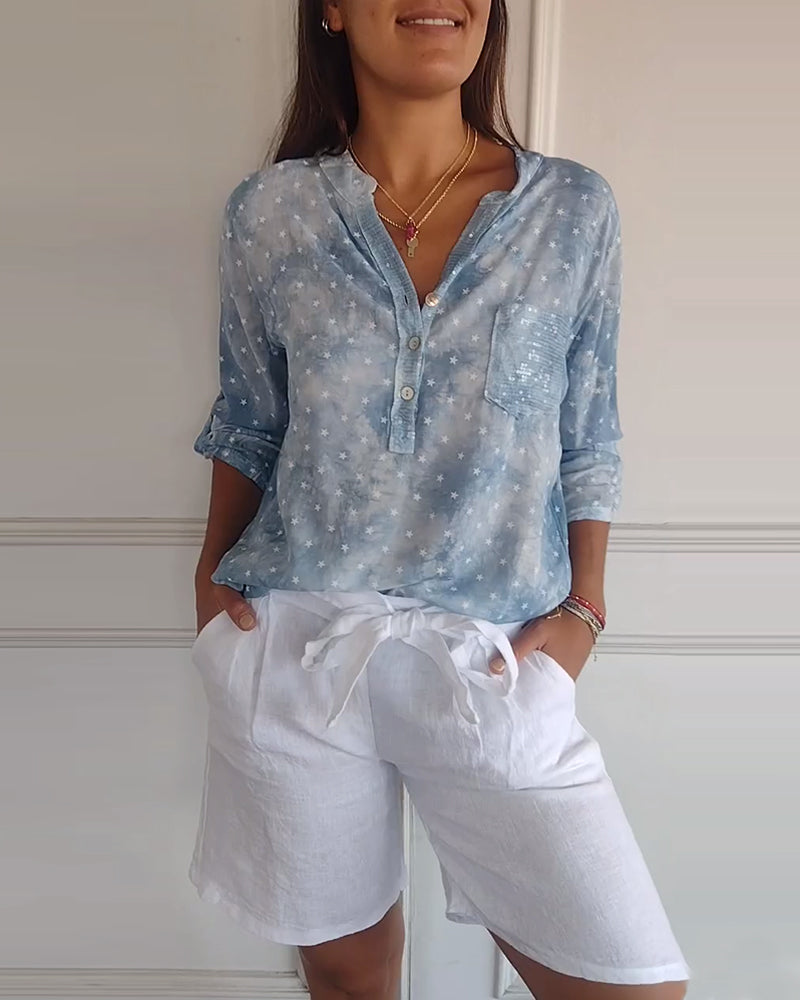 V-hals bluse med stjernetrykk