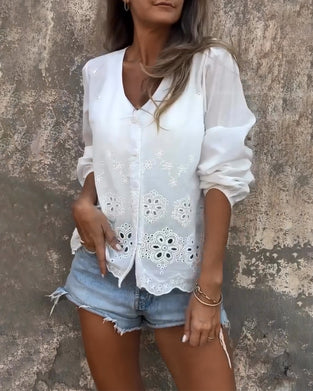 Bluse Med V-hals, Knappet Og Spesialtråds Genomsiktig Design