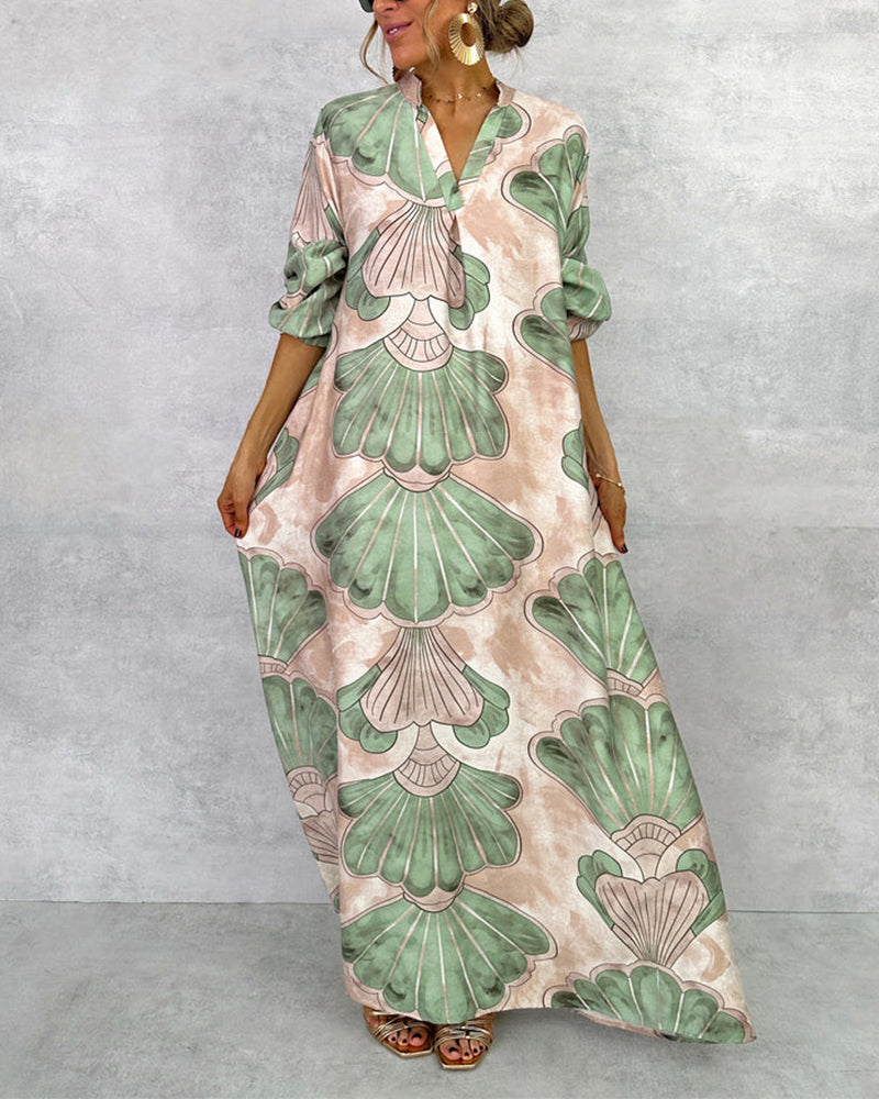 Kjole Med Elegant Stil Og Bladtrykk