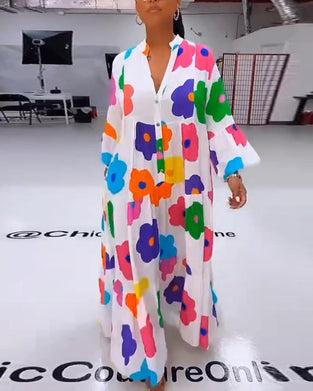 Fargerik klokkeermet uformell kjole med blomstertrykk