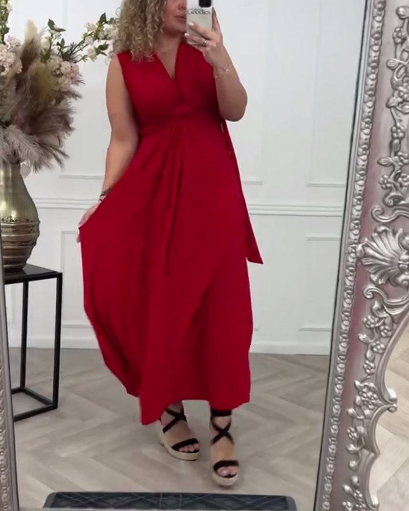 Ermeløs ensfarget twist elegant kjole