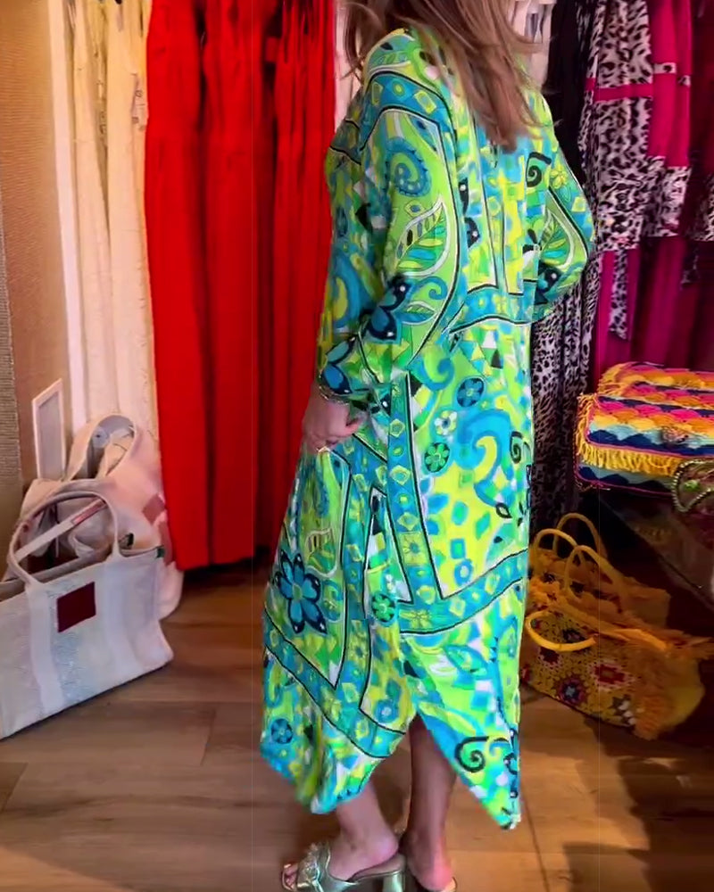 Kjoler med løs passform og trykk og lommer