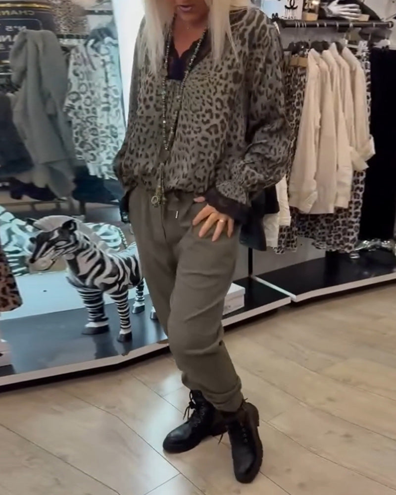 Ensfarget fritidsbukse med snøring