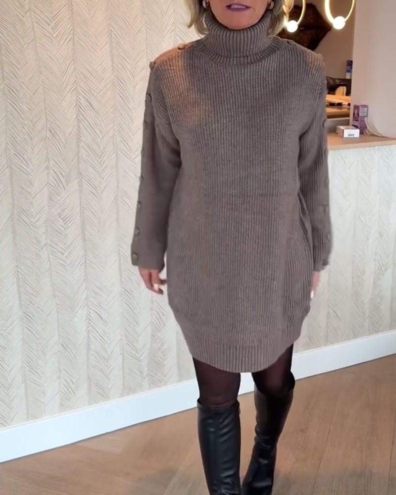 Strikkekjole Med Moteriktig Knappdesign