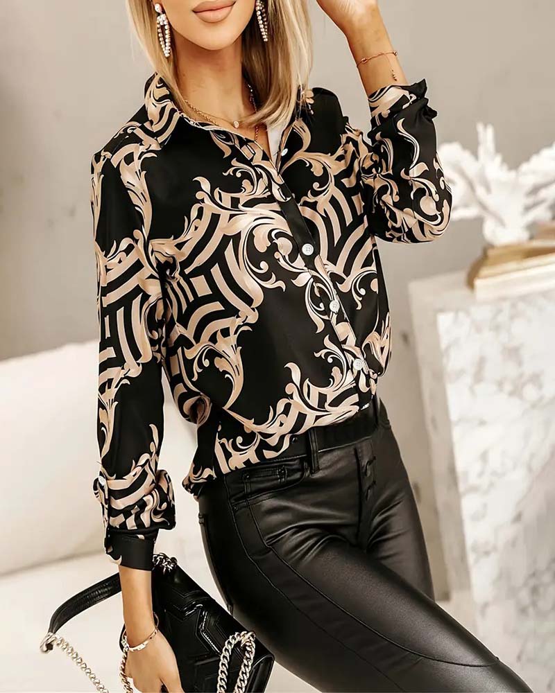 Skjorte med avslappet mønster og lange ermer