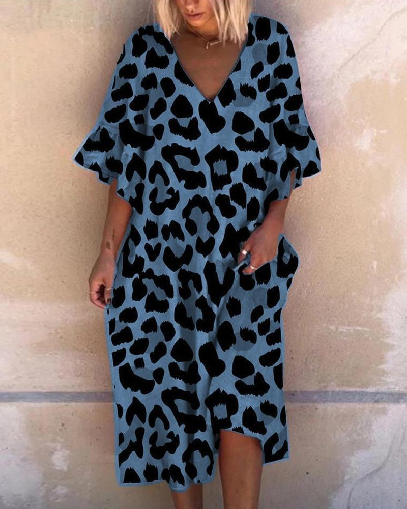 V-hals løs kjole med leopard trykt