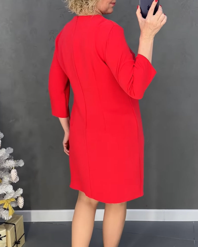 Elegant ensfarget kjole med rund hals