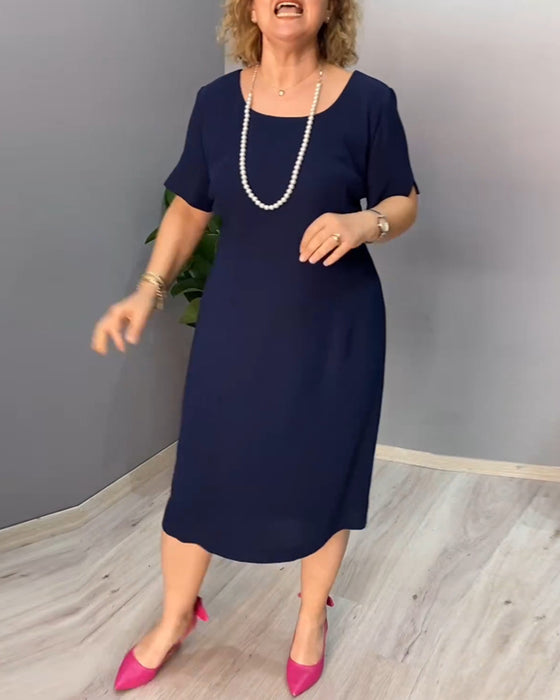 Ensfarget kortermet elegant kjole