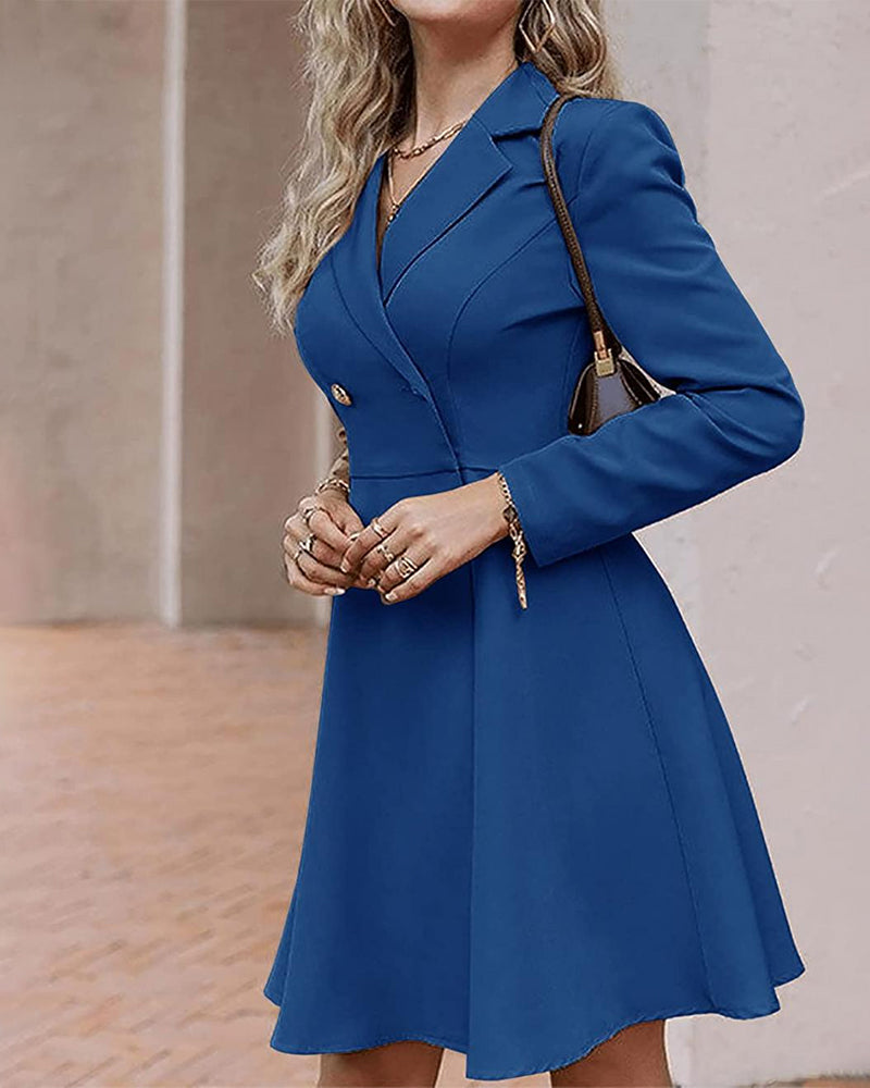 Elegant kjole med knapper