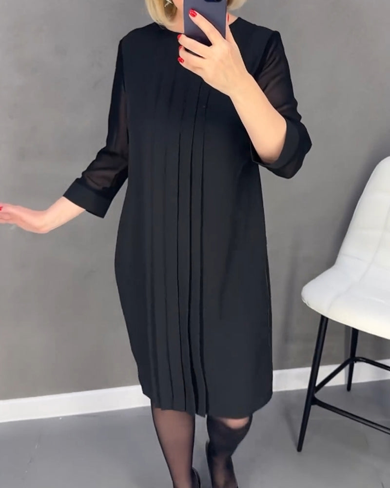 Plissert patchwork mesh ensfarget kjole