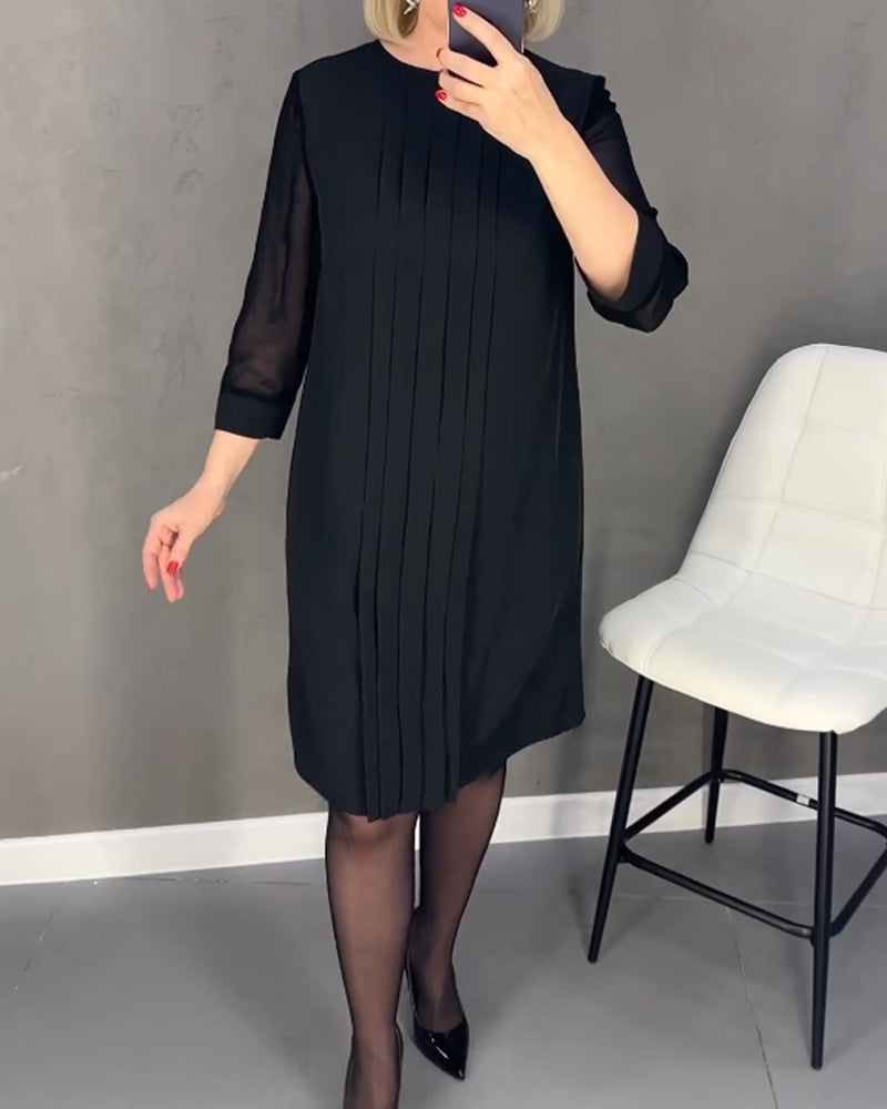 Plissert patchwork mesh ensfarget kjole