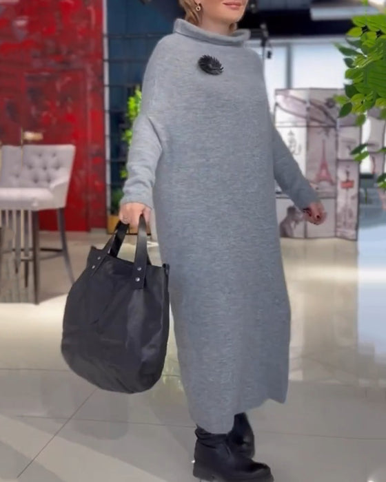 Løs Kjole Med Turtleneck Og Lange Ermer