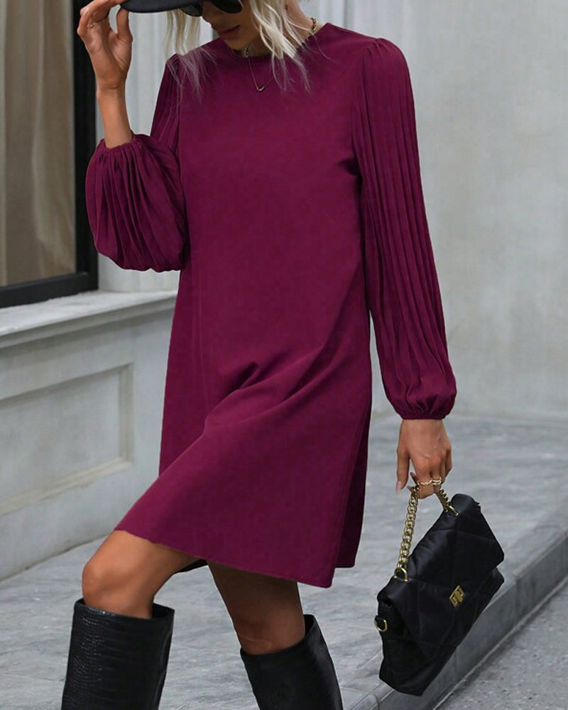 Kjole med elegant stil og solid farge