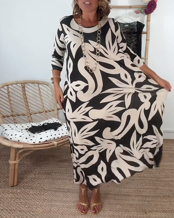 Kjole Med Rund Hals Og Lange Ermer Med Mønster