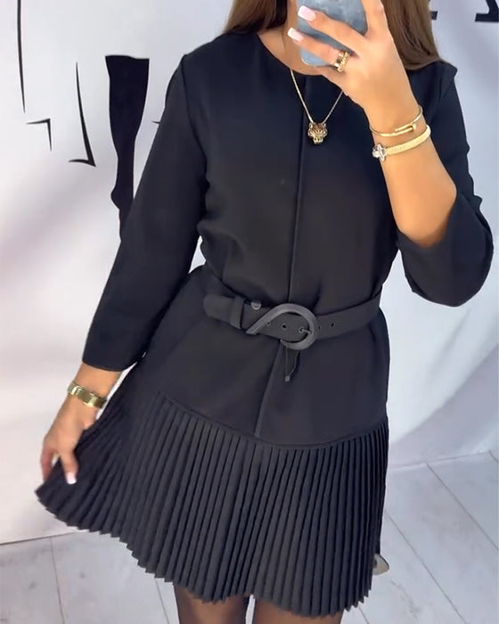 Kjole Med Trekvartsermer Og Trekkspillplissering