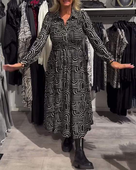 Klänning Med Lapel - Hals - Design Og Modiske Trykte Egenskaper