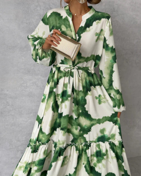 Elegant tie-dye patchwork kjole med ballongermer med snøring