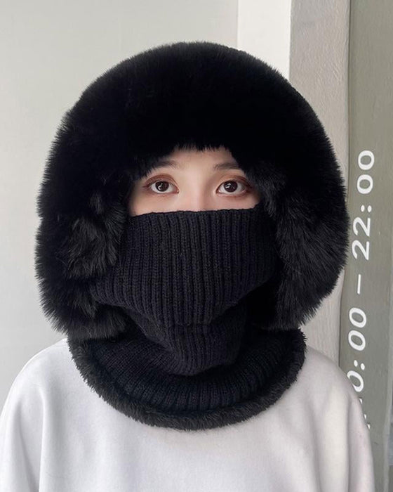 Alt-I-Ett Strikket Lue Og Skjerf