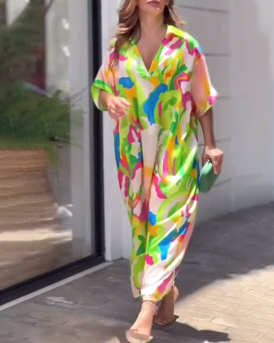 Uformell kjole med halve ermer med trykt jakkeslag