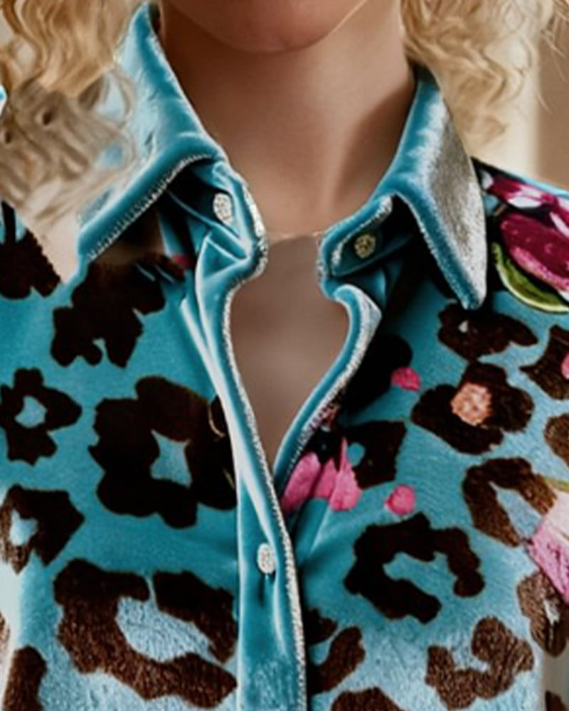 Motebluse Med Leopardmønster Og Trompetermer